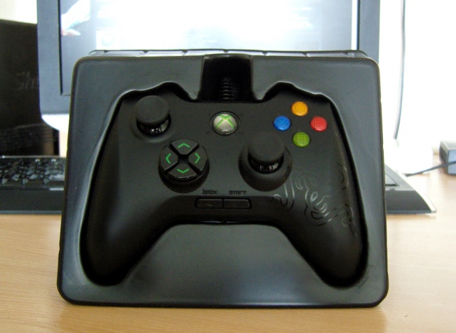   Razer Onza  Xbox 360  PC